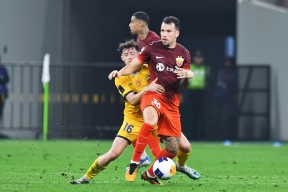 米兰app-包含冲刺阶段上海海港备战欧超杯；状态回暖细节曝光；目标明确；阵容厚度经受考验的词条-米兰app